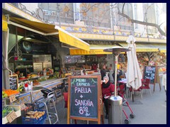 Mercat Central 11 - cheap paella and sangria!